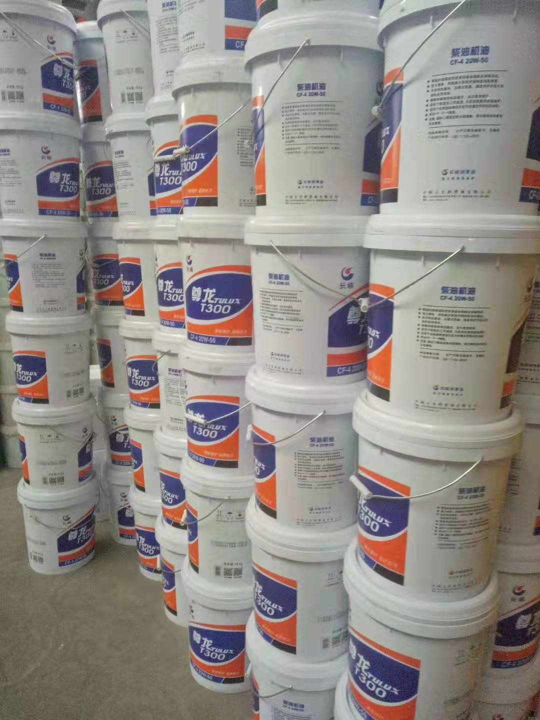 品质之选，动力之源——长城尊龙T300 CF-4 柴机油18L全面评测